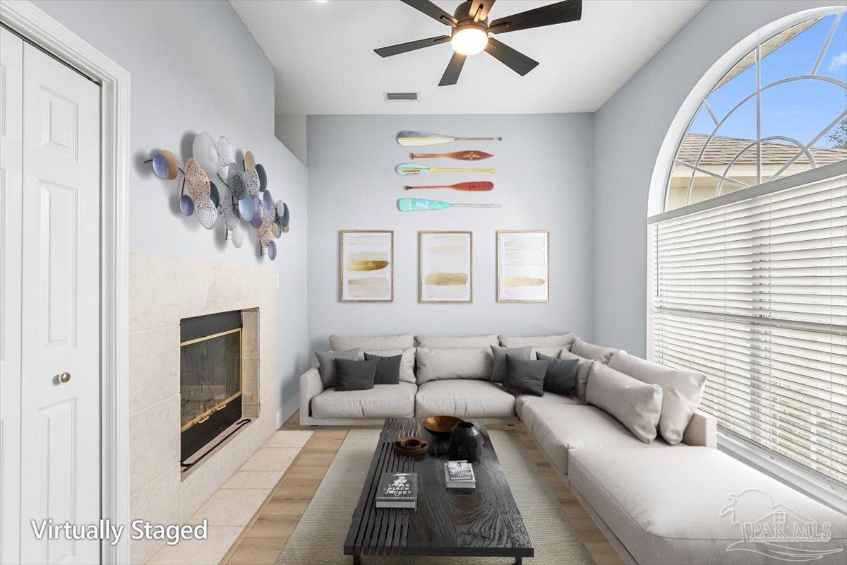 2830 Masters Boulevard Navarre, FL 32566 - Photo 8 of 52