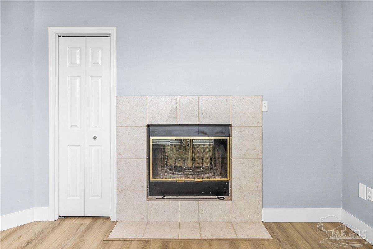 2830 Masters Boulevard Navarre, FL 32566 - Photo 10 of 52