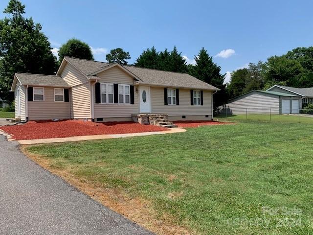 3428 Clarks Chapel Road Lenoir, NC 28645 - Photo 3 of 34 Gallery Image 3