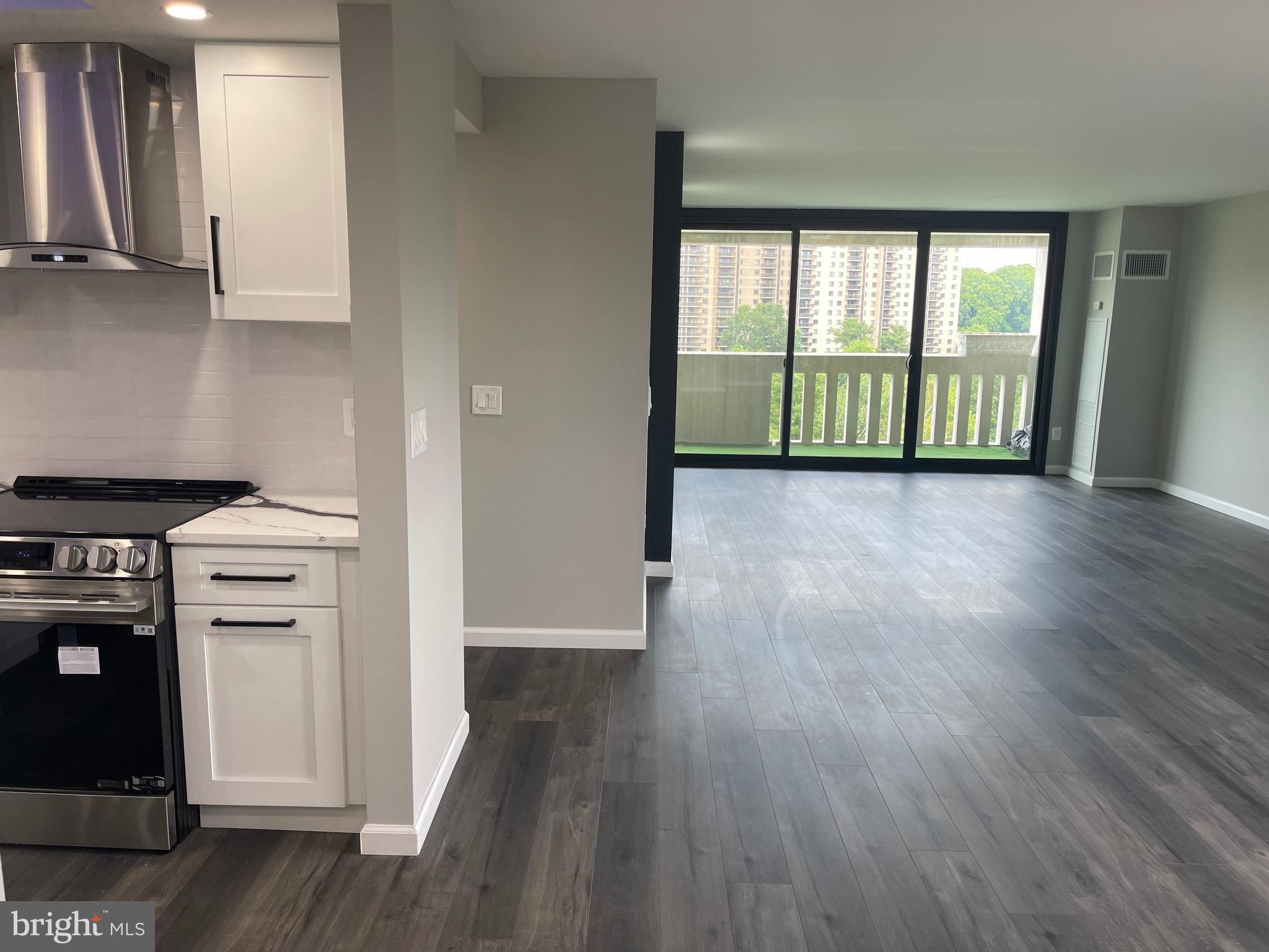 6101 Edsall Road, Unit 1202 Alexandria, VA 22304 - Photo 4 of 40