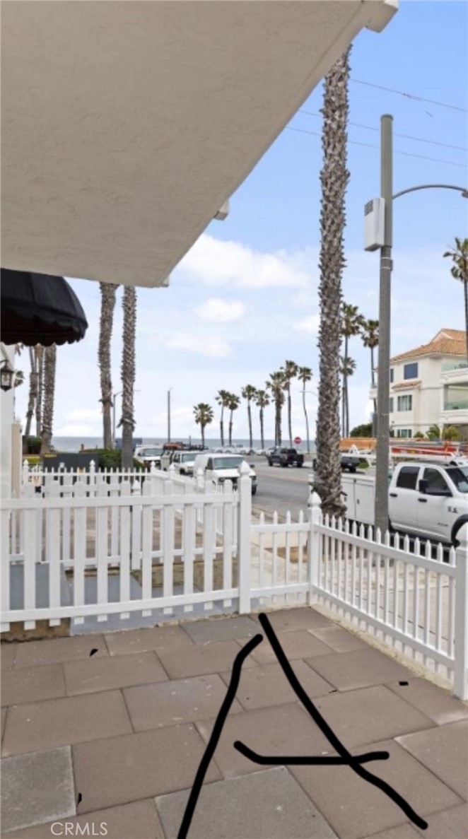 114 10th Street, Unit B Huntington Beach, CA 92648 - Photo 10 of 11 a view of a balcony with city view