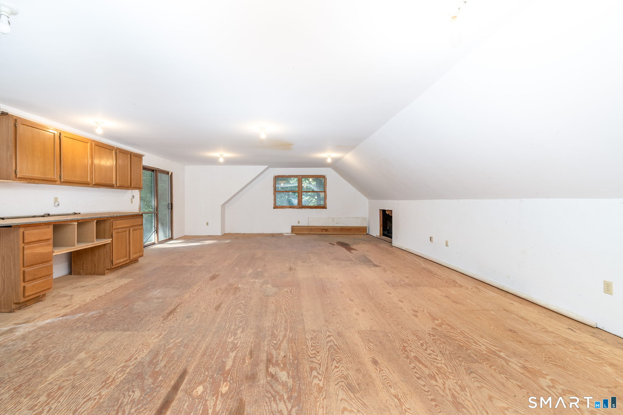 274 Steele Road New Hartford, CT 06057 - Photo 32 of 39 2nd level of the outbuilding is perfect for a workshop, office, clean storage or potential for additional living space.