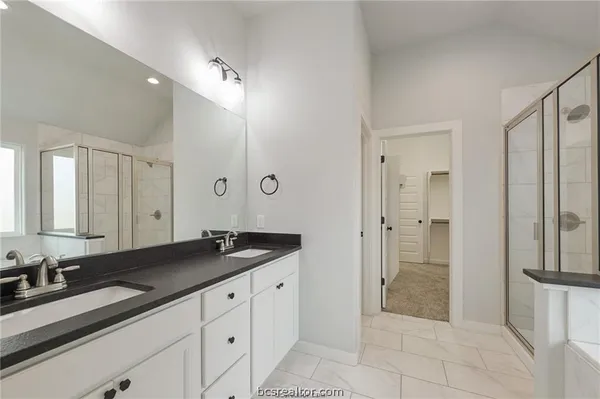 $2,400 | 3401 Alsace Court, Bryan, TX 77808