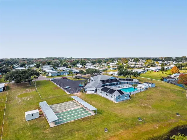 $185,000 | 1112 Elkhart Circle, Tavares, FL 32778