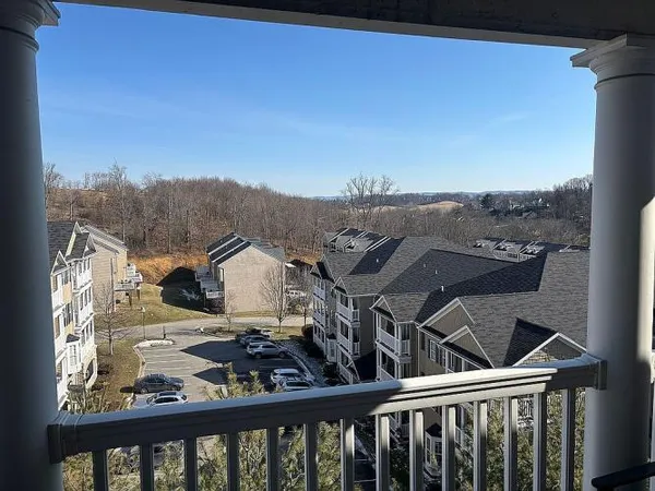 $269,999 | 1334 Suncrest Village, Morgantown, WV 26505