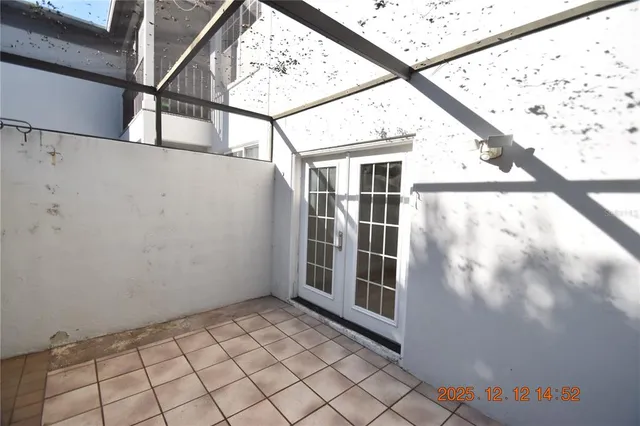 a view of an entryway with sky view