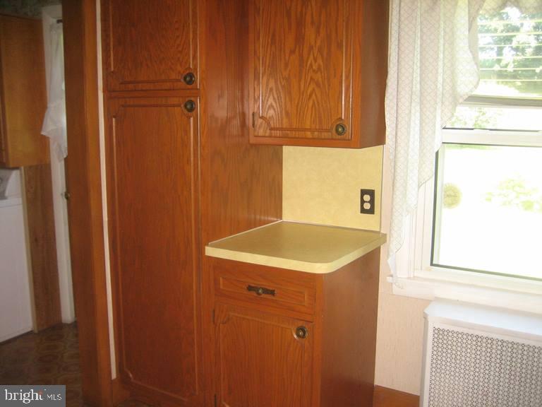 1252 Schaeffer Road Lebanon, PA 17042 - Photo 4 of 47 Gallery Image 4