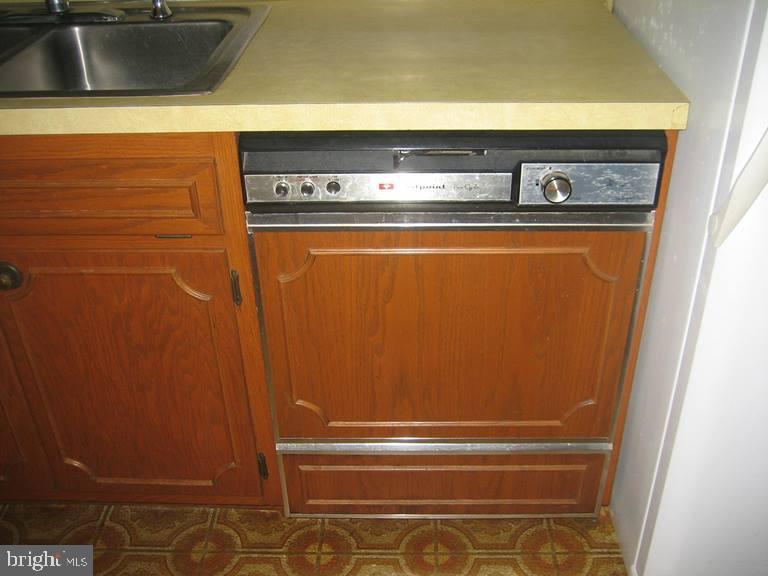 1252 Schaeffer Road Lebanon, PA 17042 - Photo 8 of 47 Gallery Image 8