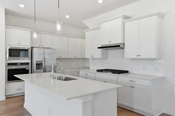 $2,800 | 3220 Loam Lane, Richmond, TX 77406