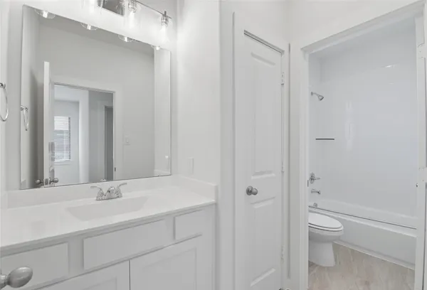 $2,800 | 3220 Loam Lane, Richmond, TX 77406