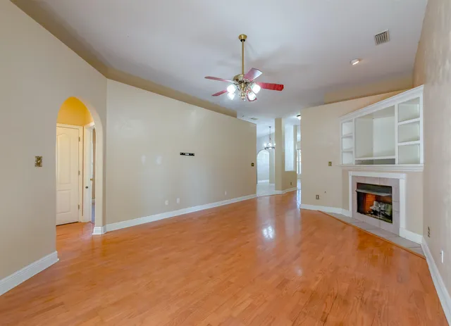 $2,000 | 3327 Dartmouth Drive, Tallahassee, FL 32317