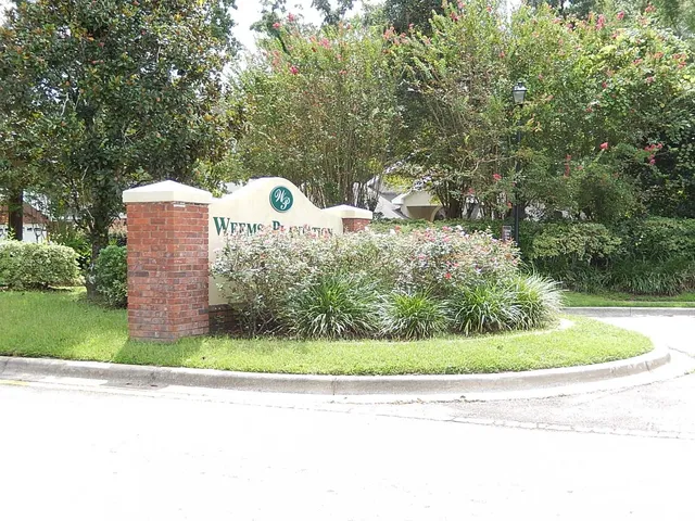 $2,000 | 3327 Dartmouth Drive, Tallahassee, FL 32317