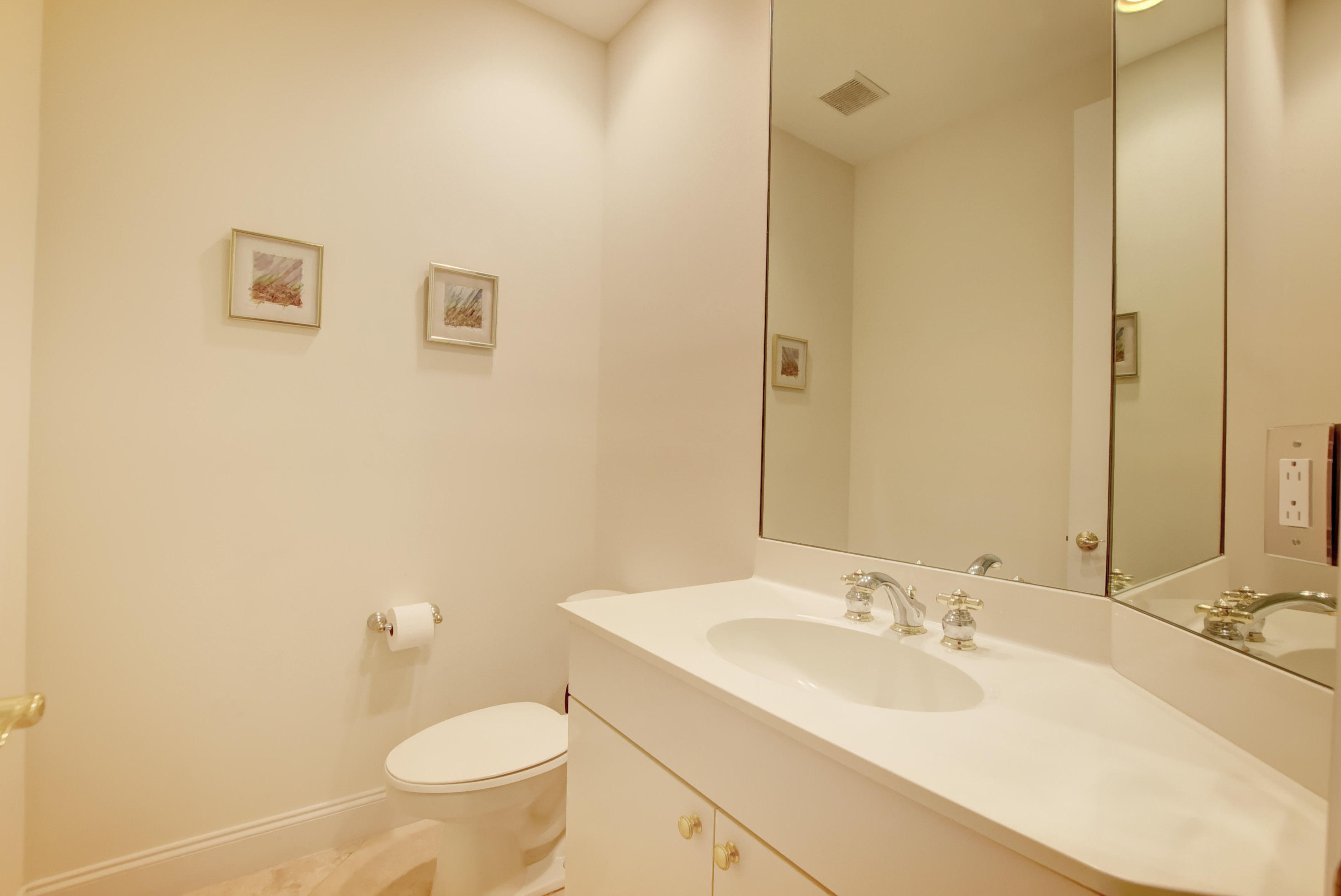 7170 Mallorca Crescent Boca Raton, FL 33433 - Photo 18 of 63 Powder Room