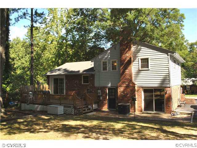 7009 Shawnee Road Richmond, VA 23225 - Photo 11 of 12 Exterior Back