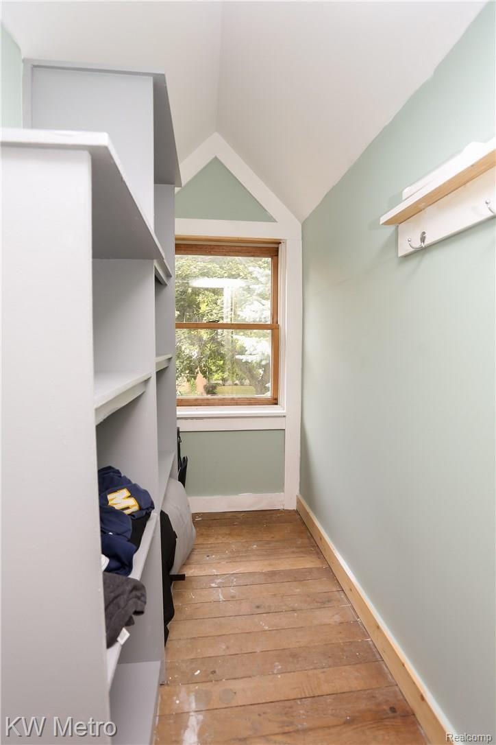 683 Stratford Road Ferndale, MI 48220 - Photo 18 of 33 Stratford-18.jpg