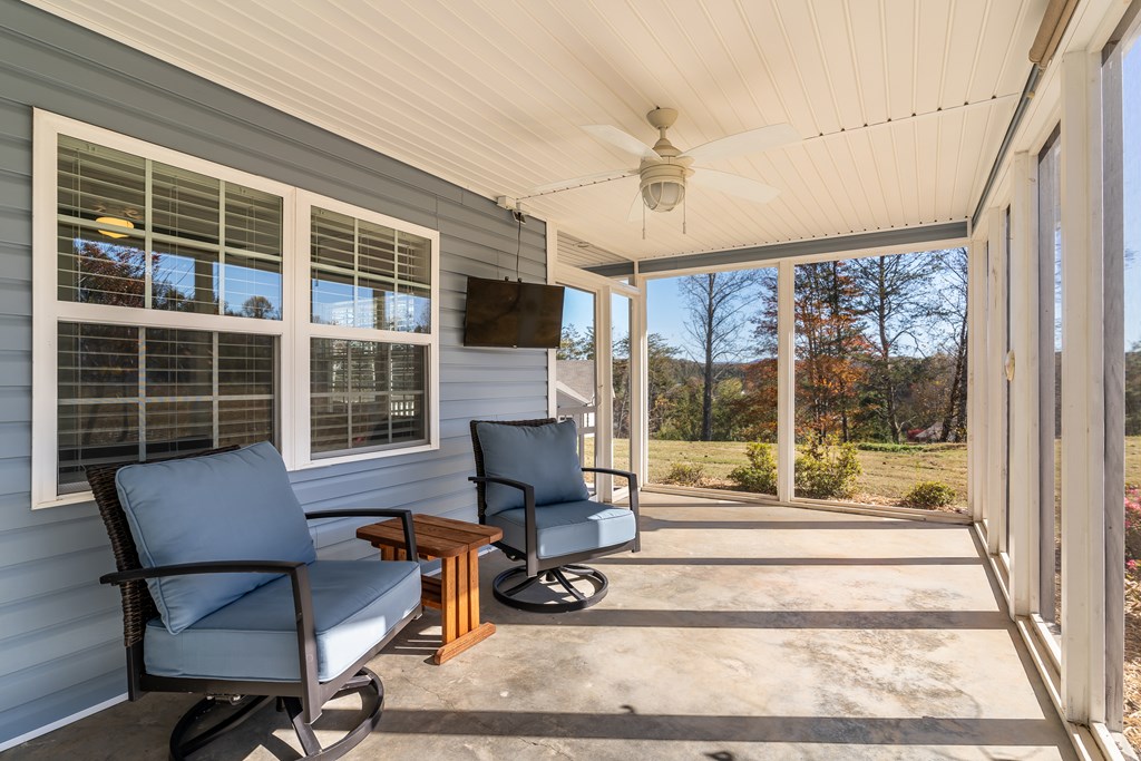 123 Hunter Lane Blue Ridge, GA 30513 - Photo 3 of 52 Gallery Image 3