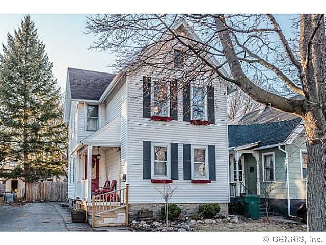 51 Oakland Street Rochester, NY 14620 - Photo 1 of 1 Exterior Front Vinyl Siding