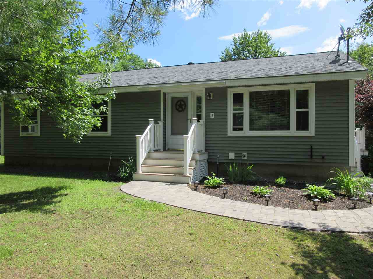 325 Rte 13 Brookline, NH 03033 - Photo 1 of 38