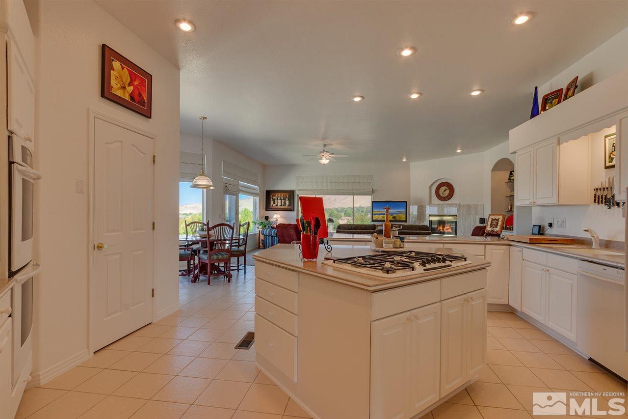 5419 Greenview Court Reno, NV 89502 - Photo 11 of 25