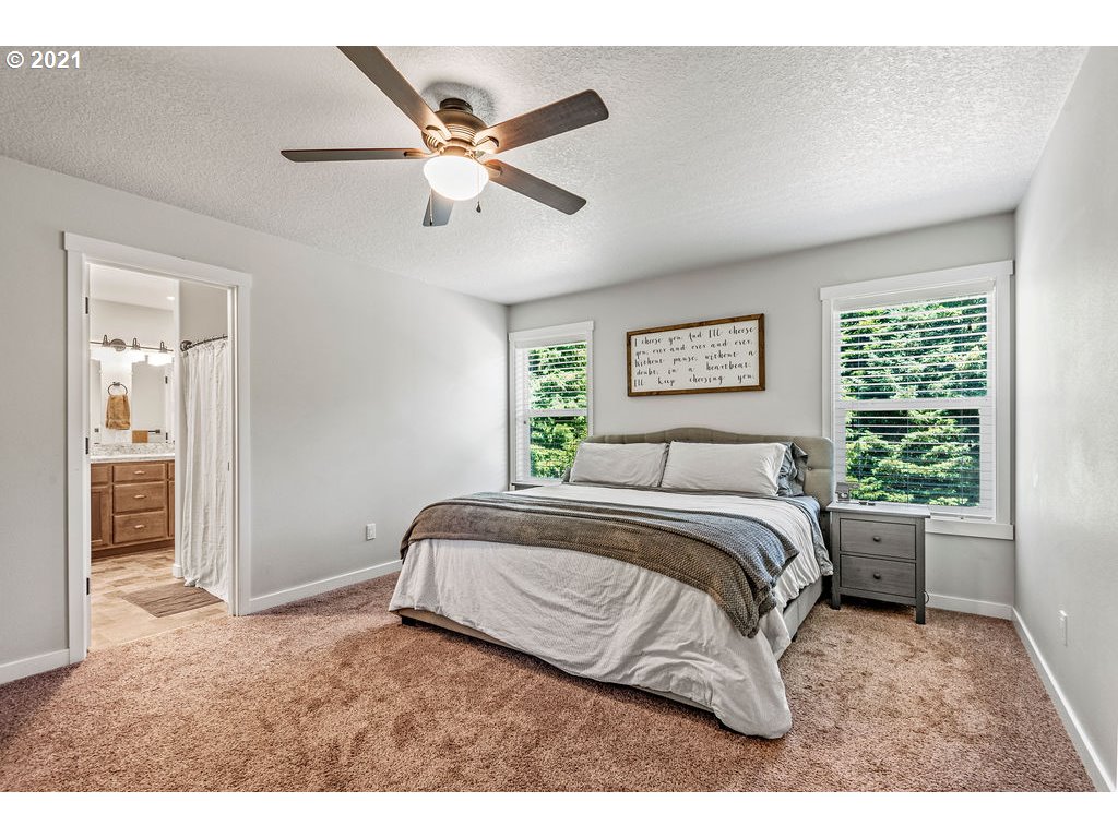 983 Lookout Road Castle Rock, WA 98611 - Photo 16 of 31