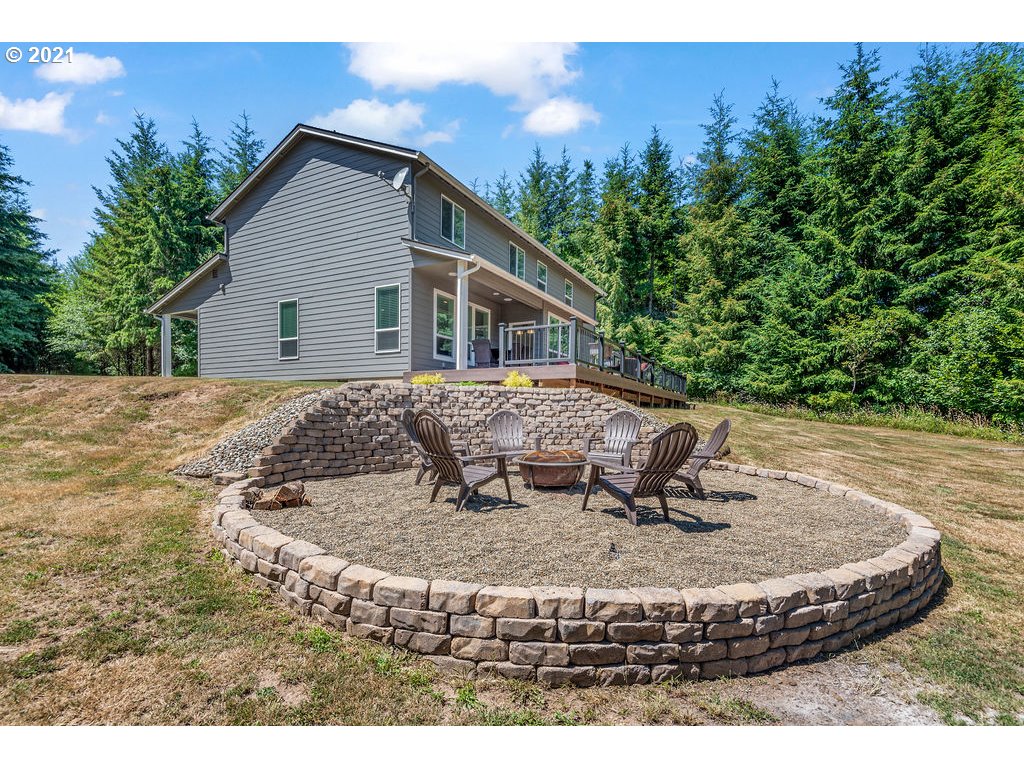 983 Lookout Road Castle Rock, WA 98611 - Photo 27 of 31