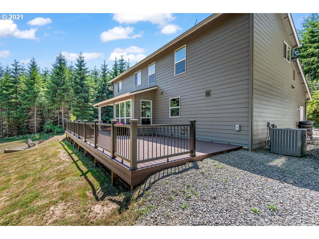 983 Lookout Road Castle Rock, WA 98611 - Photo 28 of 31