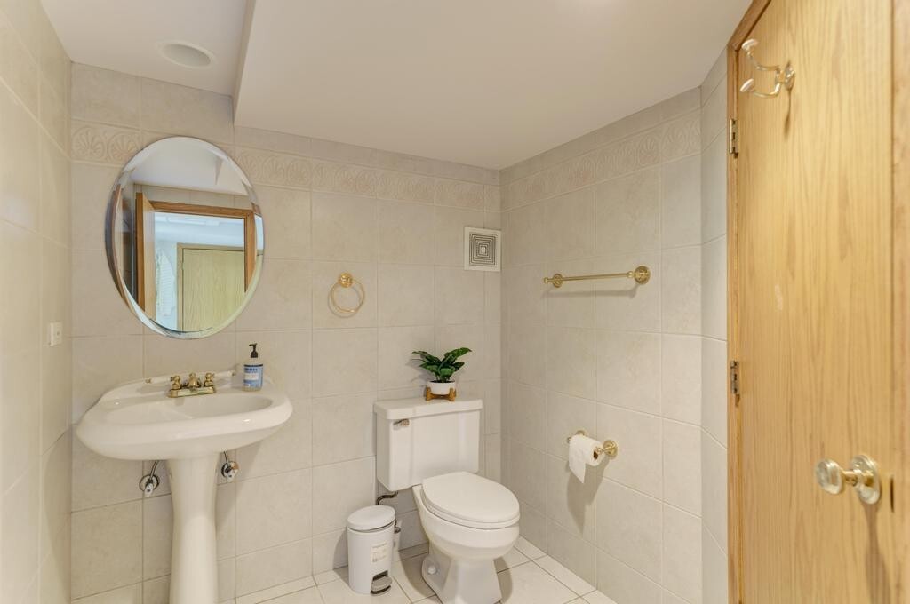 1499 Sheridan Road Highland Park, IL 60035 - Photo 73 of 87