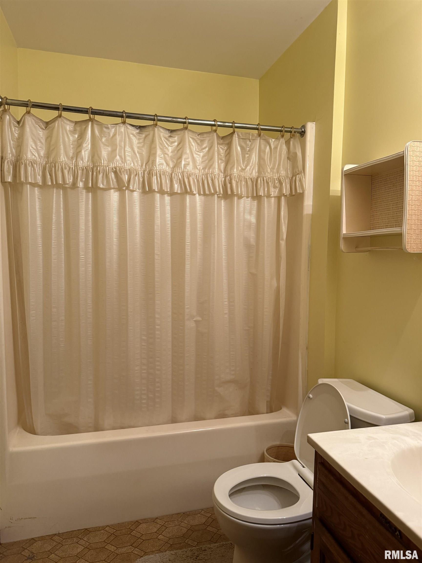 515 Ninth Street Carrollton, IL 62016 - Photo 12 of 14