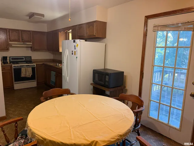 $64,500 | 515 Ninth Street, Carrollton, IL 62016