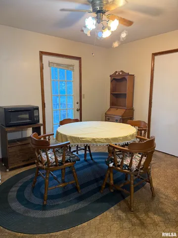 $64,500 | 515 Ninth Street, Carrollton, IL 62016