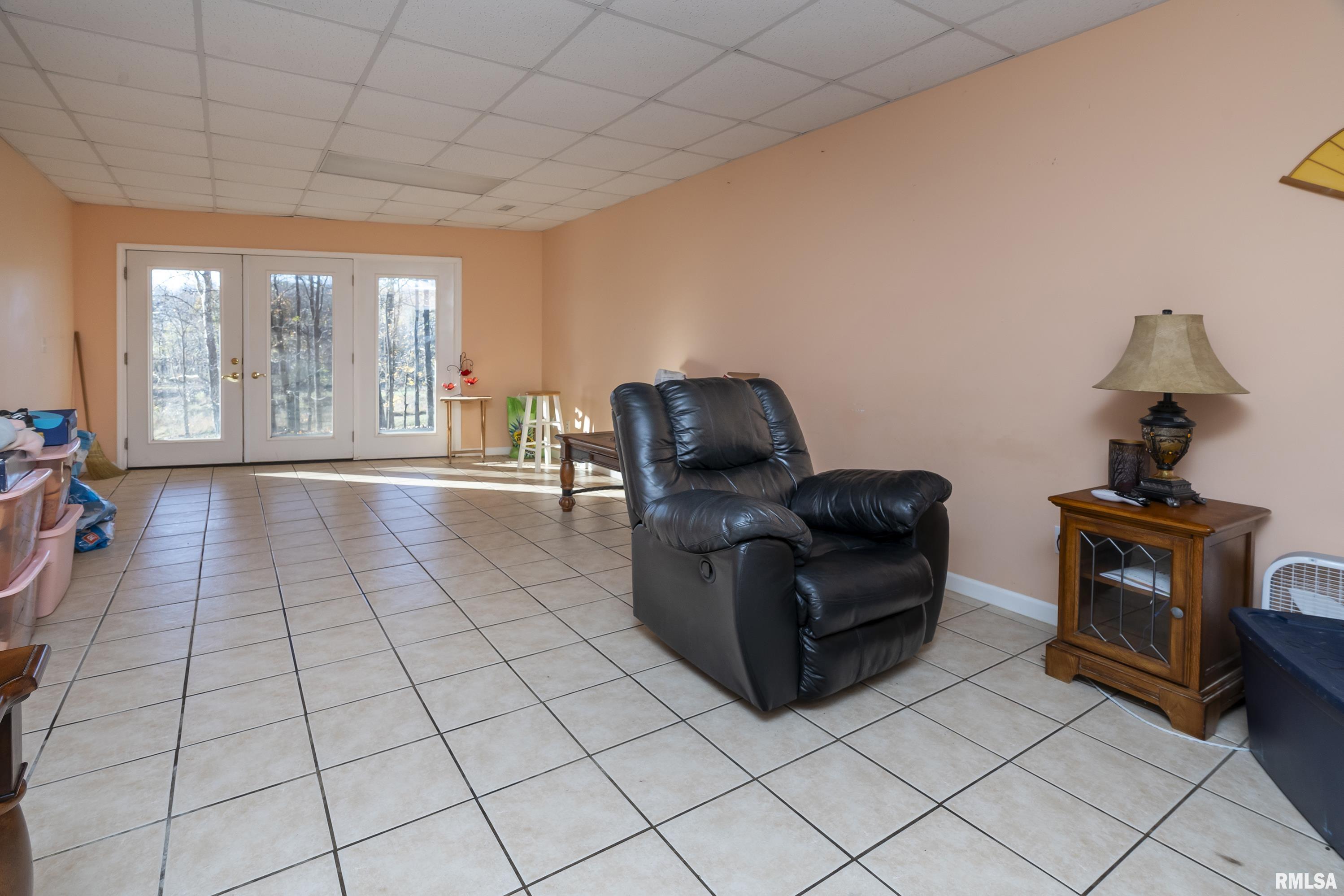 5292 Grassy Road Carbondale, IL 62902 - Photo 20 of 36 Gallery Image 20