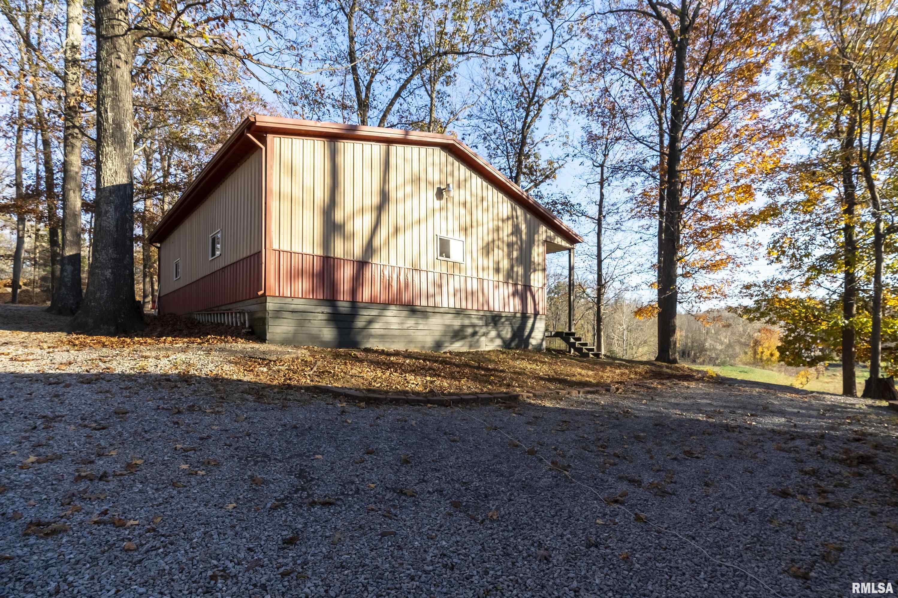 5292 Grassy Road Carbondale, IL 62902 - Photo 28 of 36 Gallery Image 28