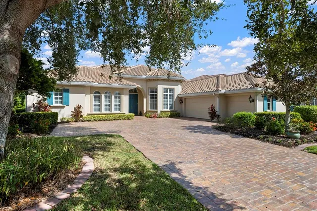 $1,075,000 | 225 Pesaro Drive, North Venice, FL 34275