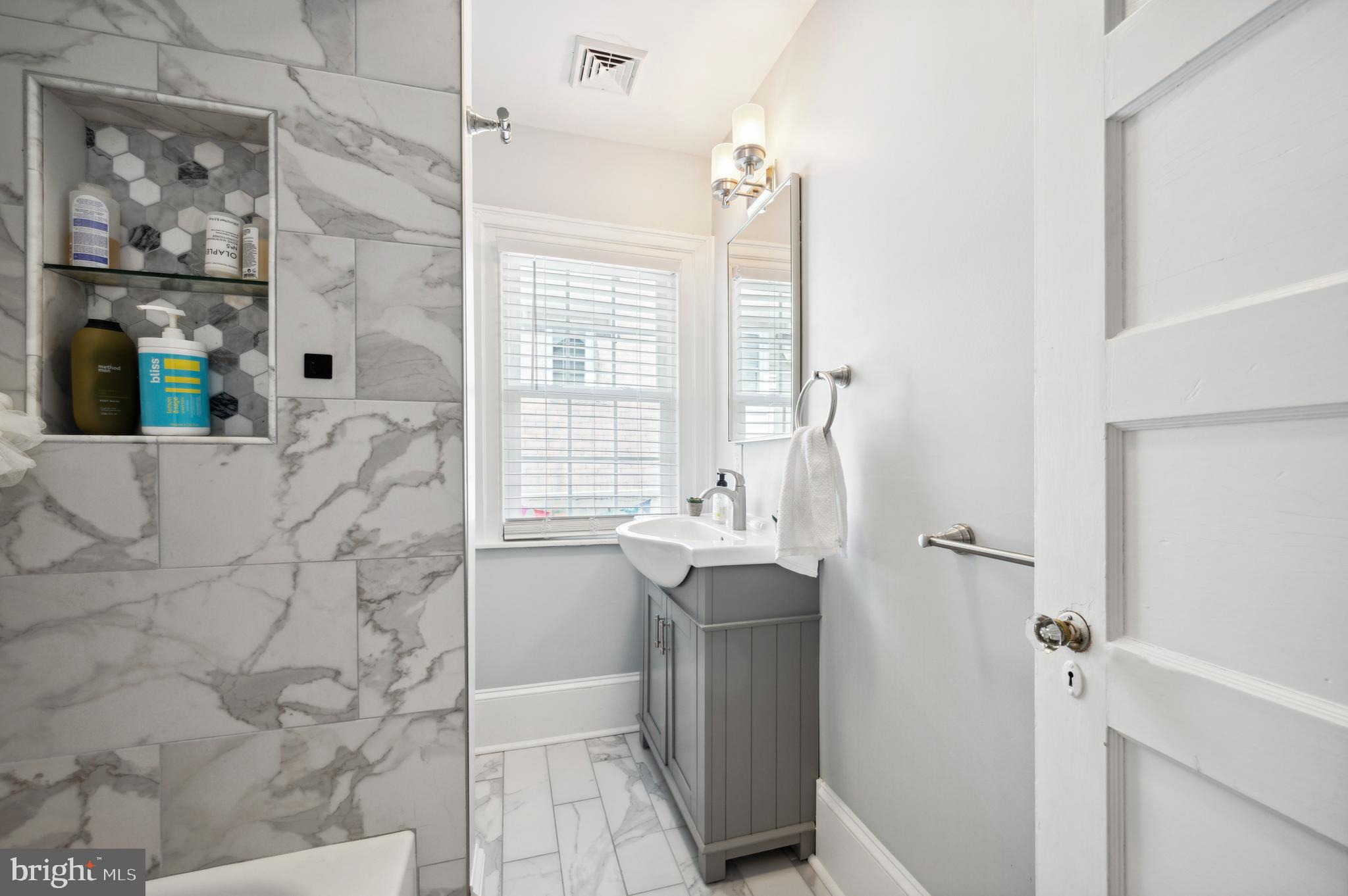 222 Henley Road Wynnewood, PA 19096 - Photo 19 of 25