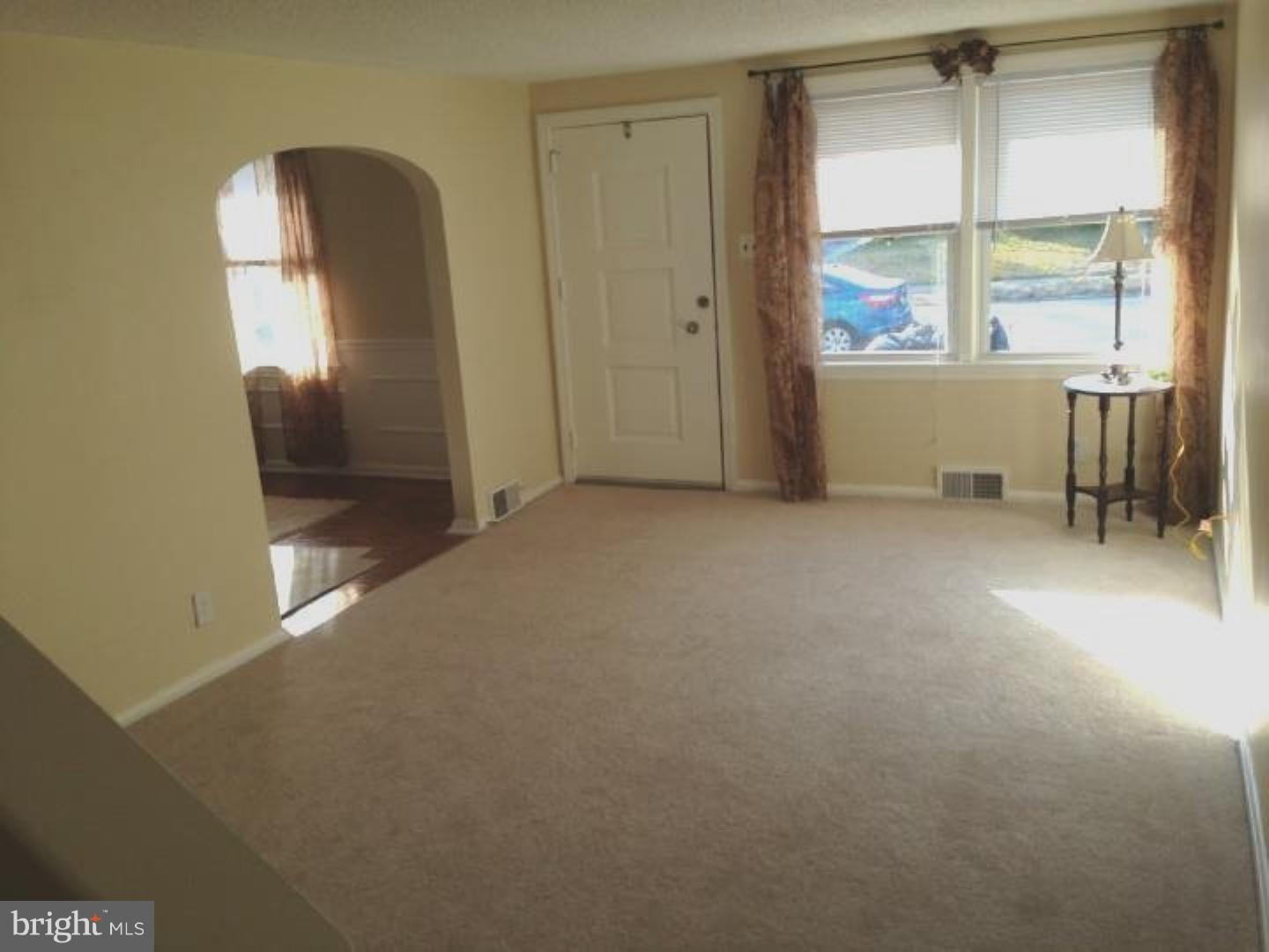 747 Braxton Road Ridley Park, PA 19078 - Photo 2 of 24 Living Room