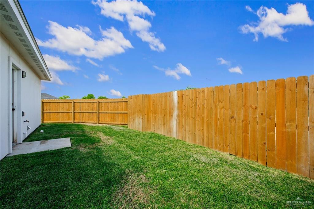 3098 Briggs Road, Unit 4 Weslaco, TX 78596 - Photo 8 of 23