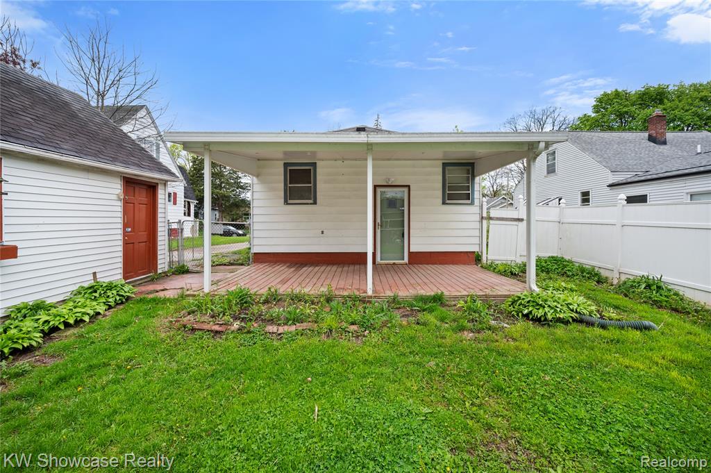 1409 Stocker Avenue Flint, MI 48503 - Photo 2 of 25