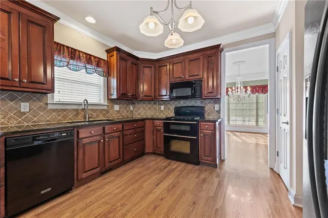 $575,000 | 711 Wilhaven Court, Loganville, GA 30052