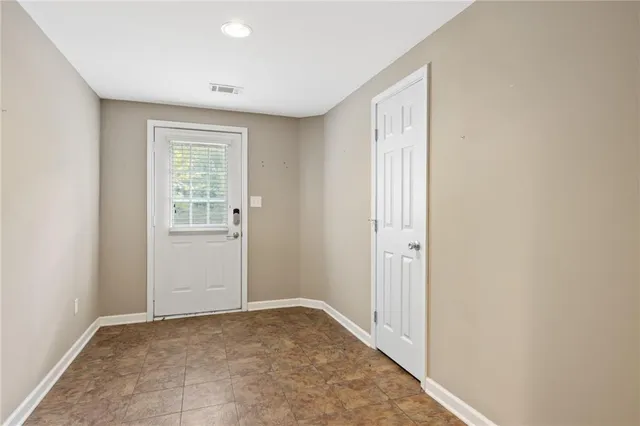 $575,000 | 711 Wilhaven Court, Loganville, GA 30052