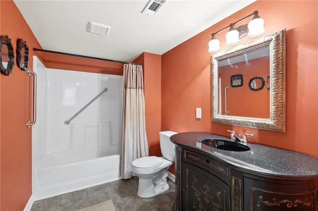 $575,000 | 711 Wilhaven Court, Loganville, GA 30052