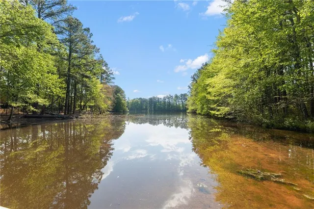 $575,000 | 711 Wilhaven Court, Loganville, GA 30052