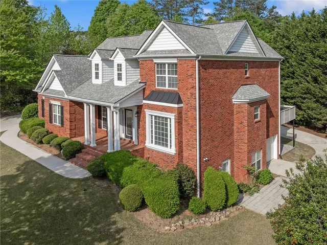 $575,000 | 711 Wilhaven Court, Loganville, GA 30052