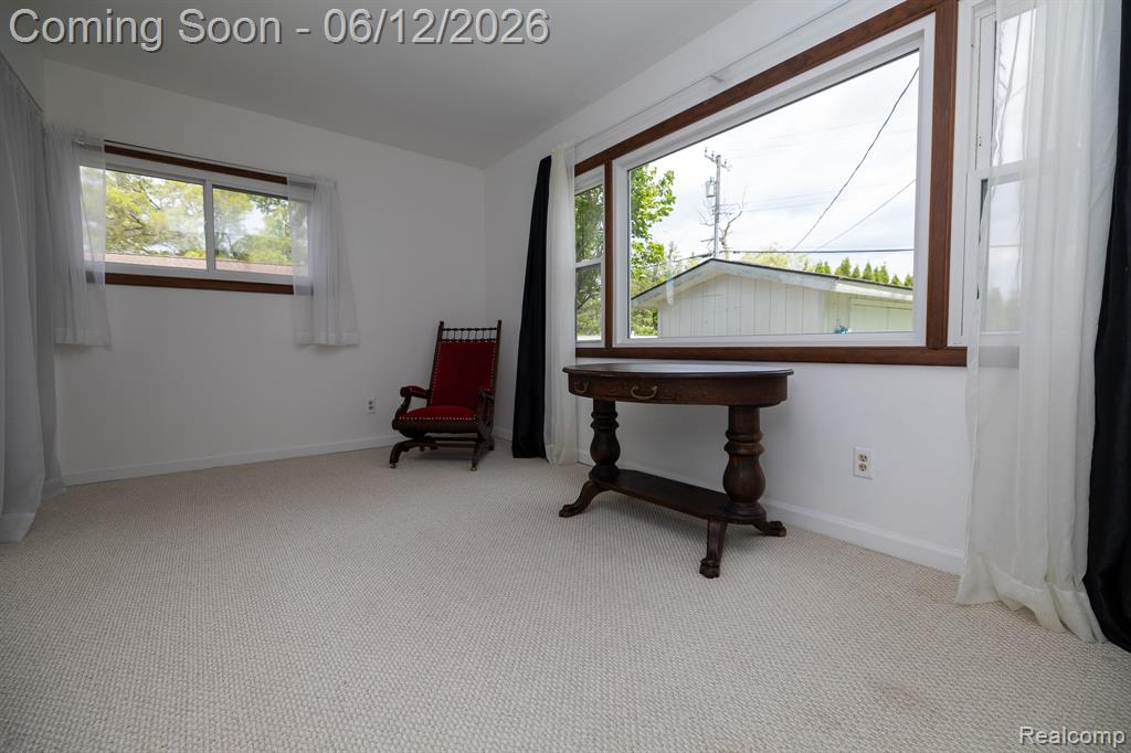 8691 Cooley Lake Road Commerce Township, MI 48382 - Photo 16 of 29