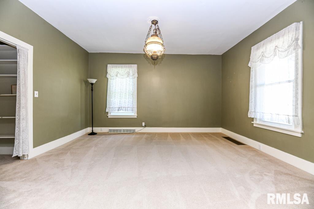 2384 Eureka Road Washington, IL 61571 - Photo 15 of 25