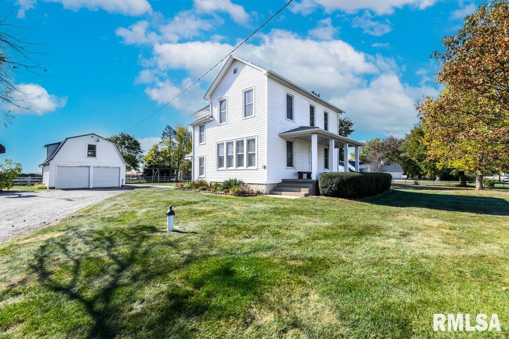 2384 Eureka Road Washington, IL 61571 - Photo 2 of 25