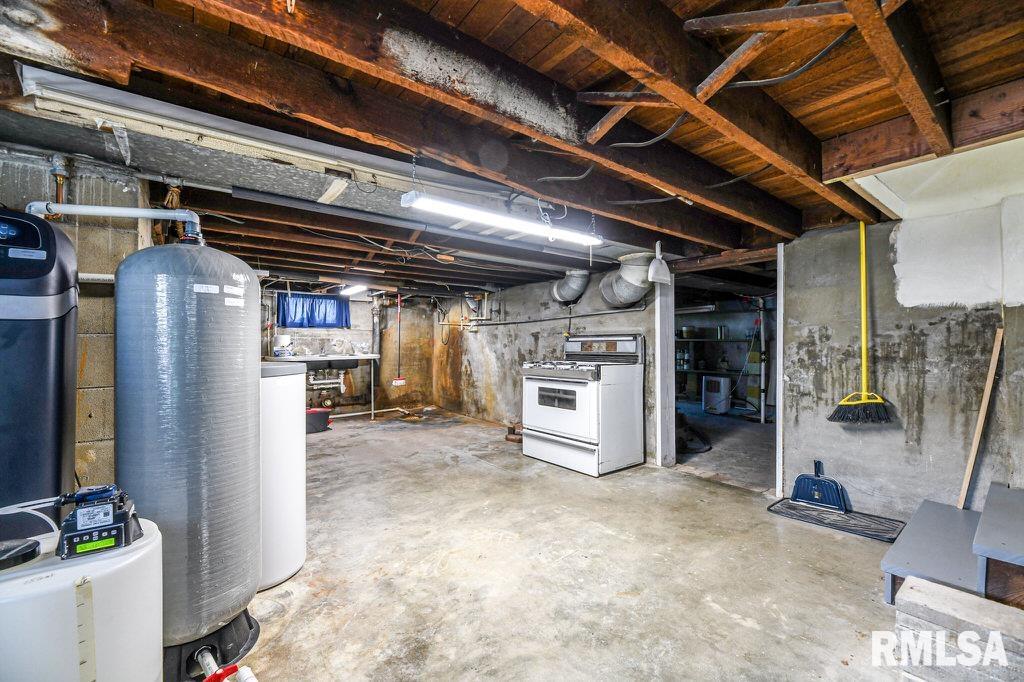 2384 Eureka Road Washington, IL 61571 - Photo 22 of 25