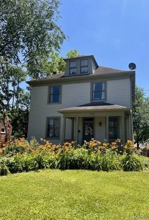 $379,900 | 502 West 5th Street, Washington, MO 63090