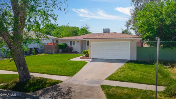 $369,000 | 44141 Date Avenue, Lancaster, CA 93534