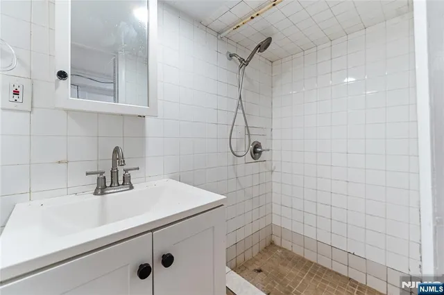 $799,000 | 6016 Monroe Place, West New York, NJ 07093