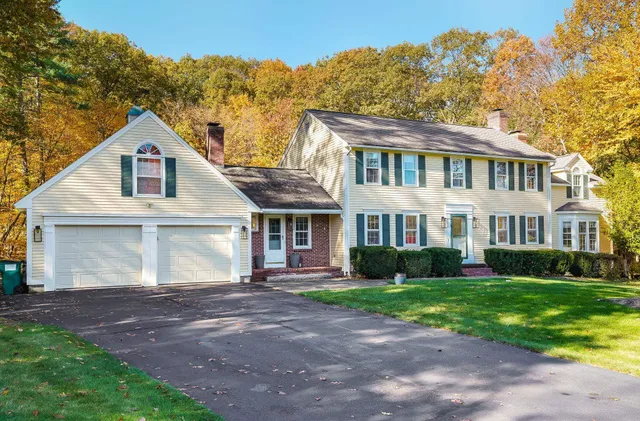 $1,180,000 | 197 Liberty Hill Road, Bedford, NH 03110